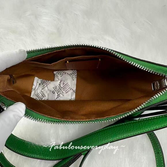 Coach X Peanuts Teri Shoulder Bag With Peppermint Patty In Kelly Green CBJ77 NWT - Picture 9 of 10